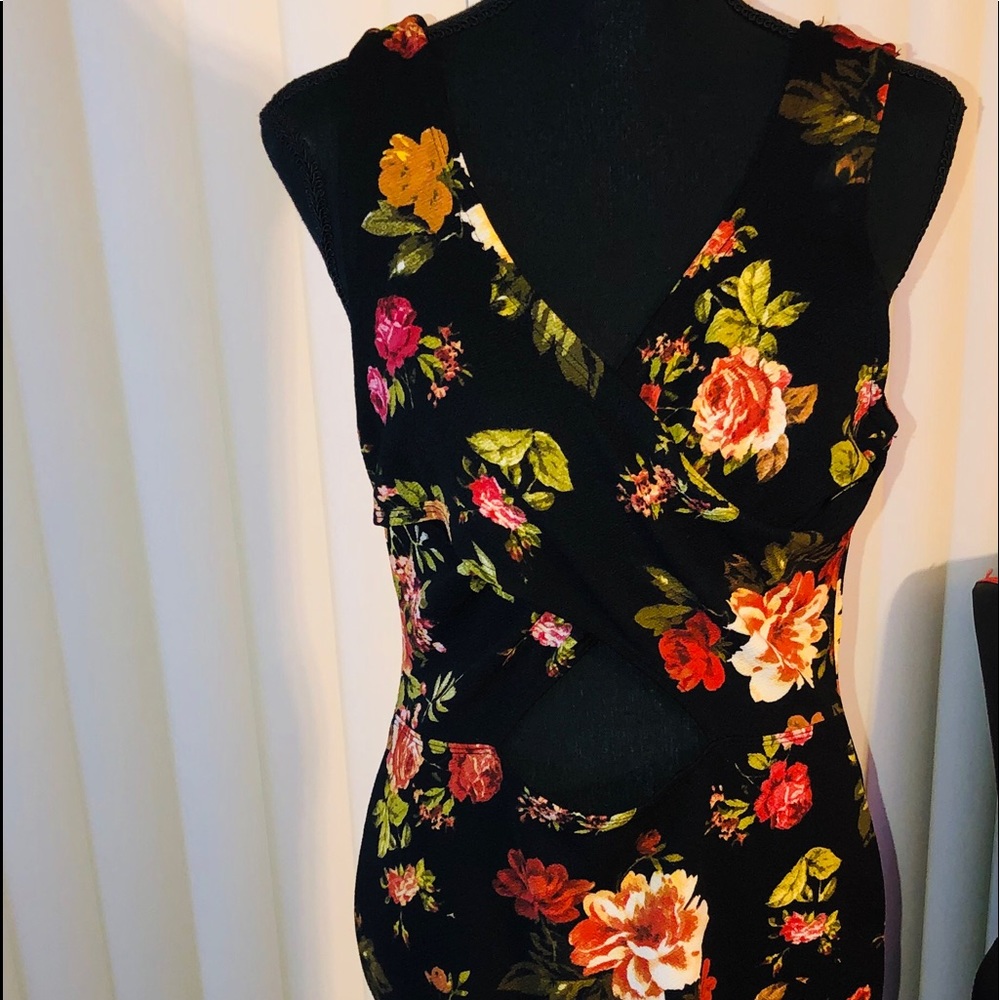 Bodycon Mid Thigh Dress with Open Stomach